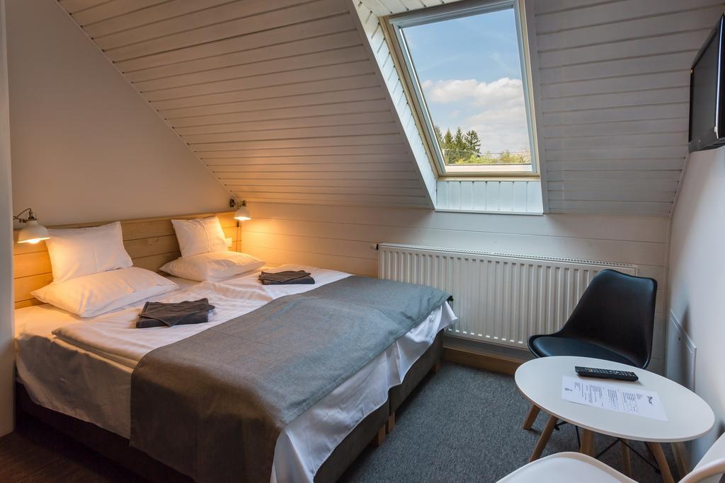 Hotel Borbaratok Panzio Badacsonytomaj Zewnętrze zdjęcie
